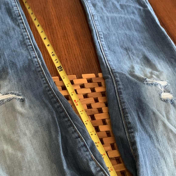 American Eagle Stretch Slightly distressed Artist Jeans size 12 - Picture 13 of 14